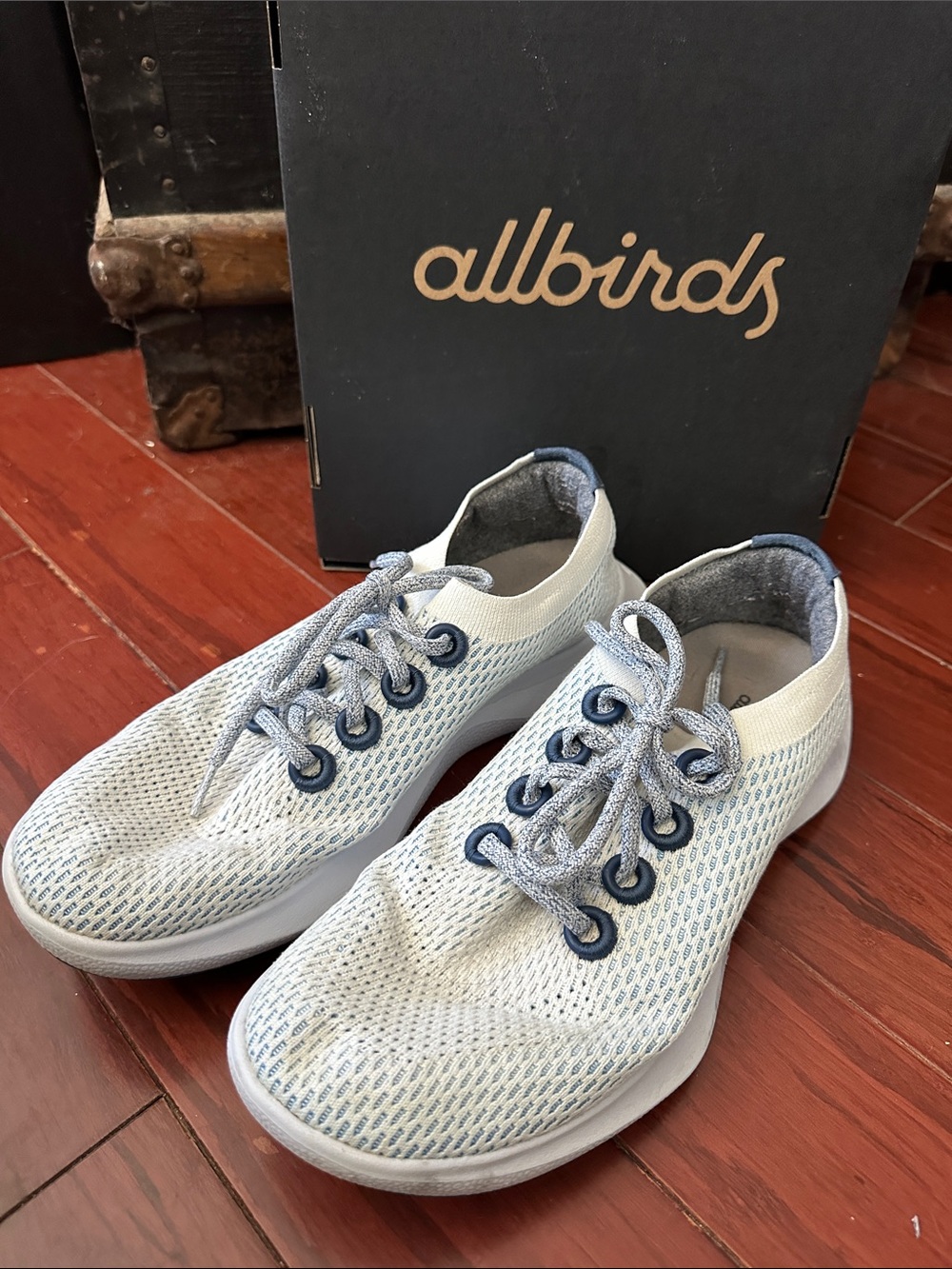 Allbirds Tree Dasher Mens 10.5 Geyser Light Blue Sneakers GUC With Original Box